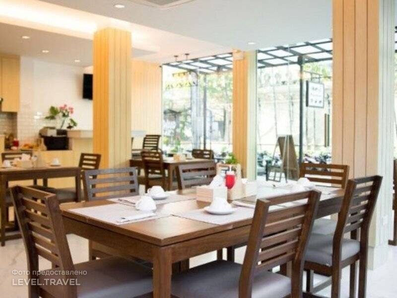 iNest Poshtel – Hostel