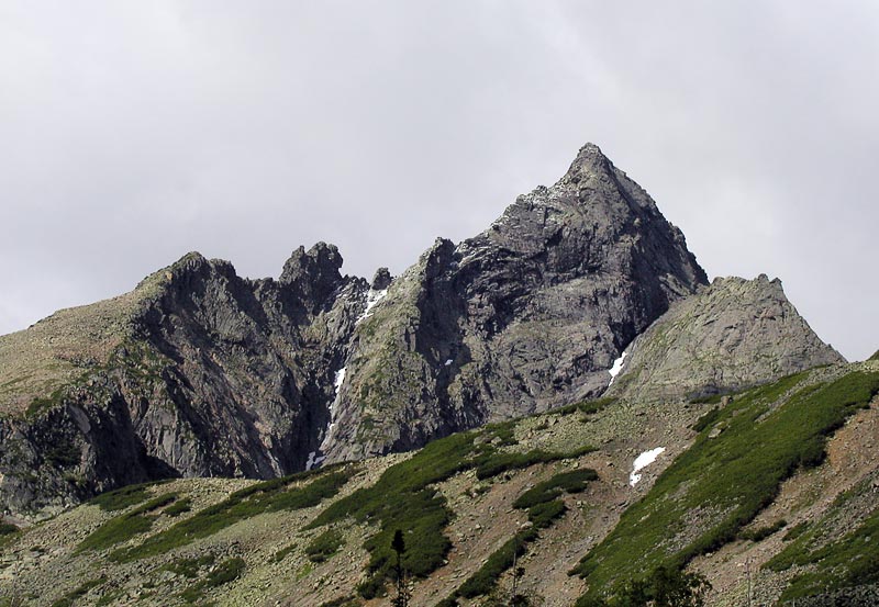 Гора Черского