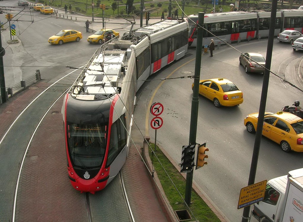 Трамвай T1 в Стамбуле