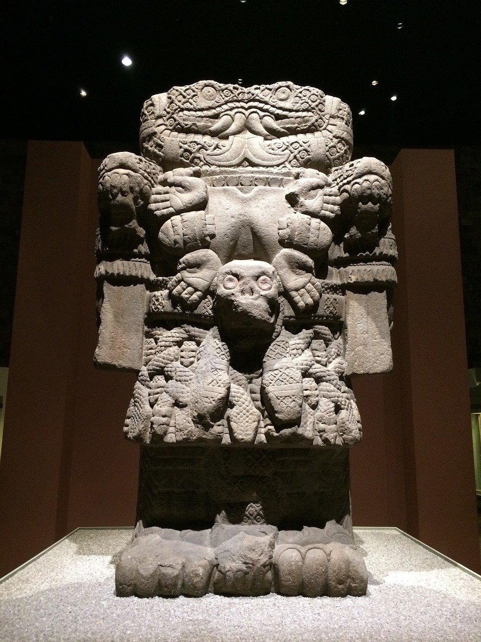 В музее антропологии, Мехико
