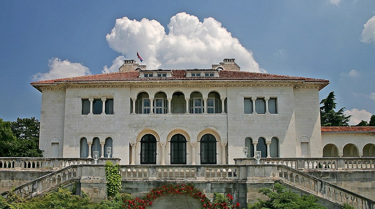 Королевский дворец Белграда