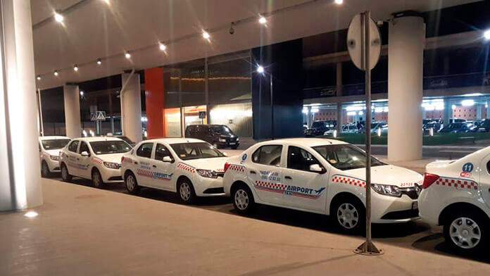 Из аэропорта Еревана в центр города, на такси